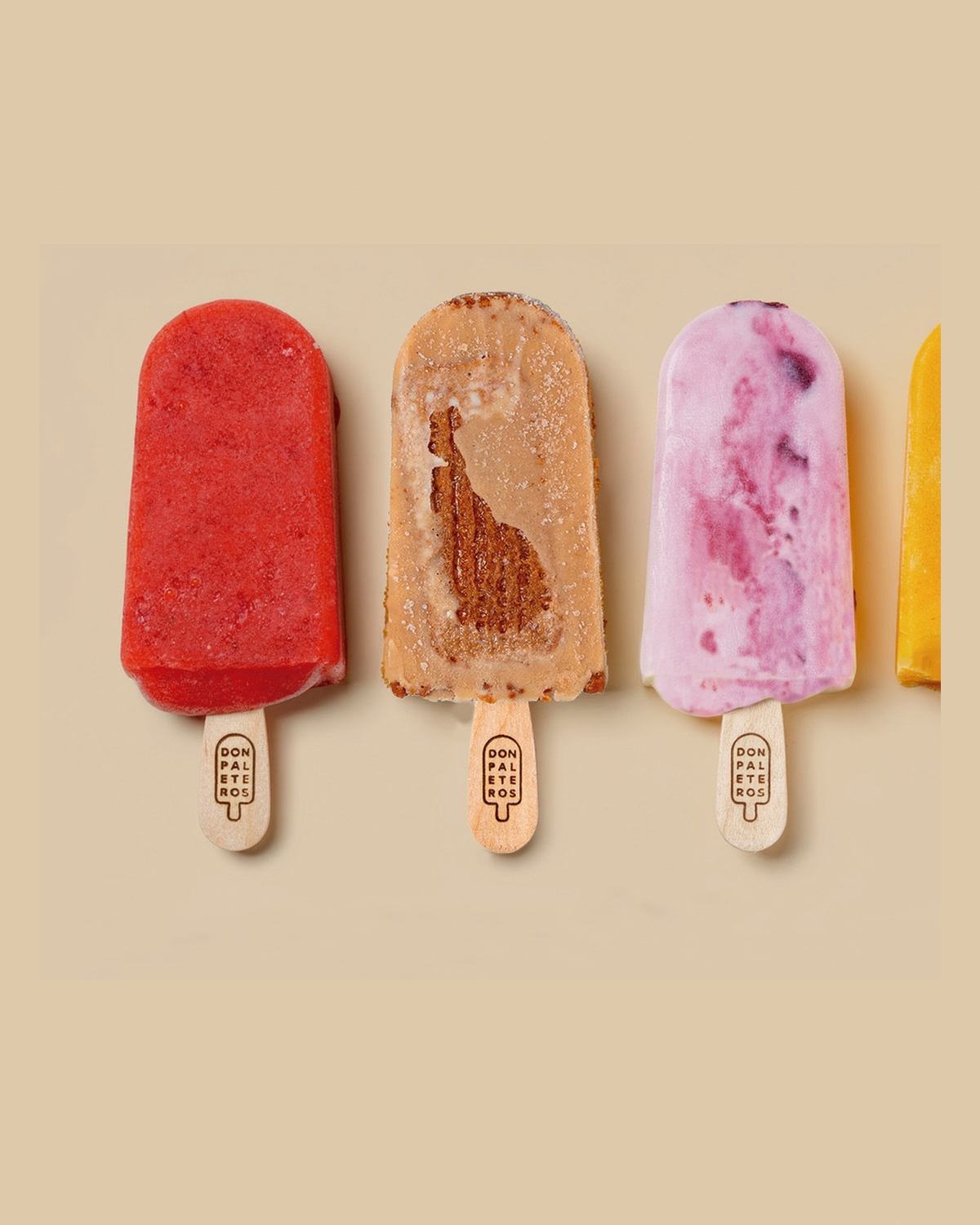 Paletas de sandía, limón y piña con hierbabuena